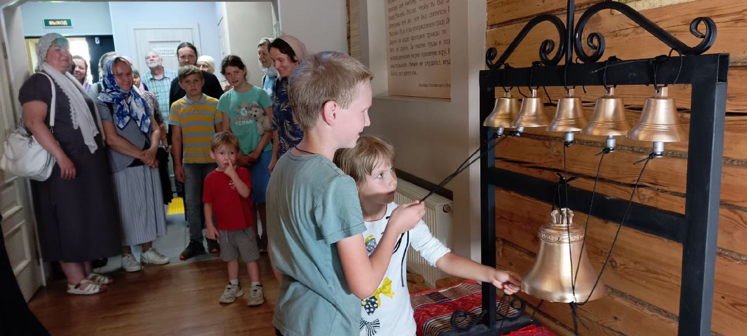 Дмитров, Дом епископа Серафима, Колокольный завод Дьячкова,