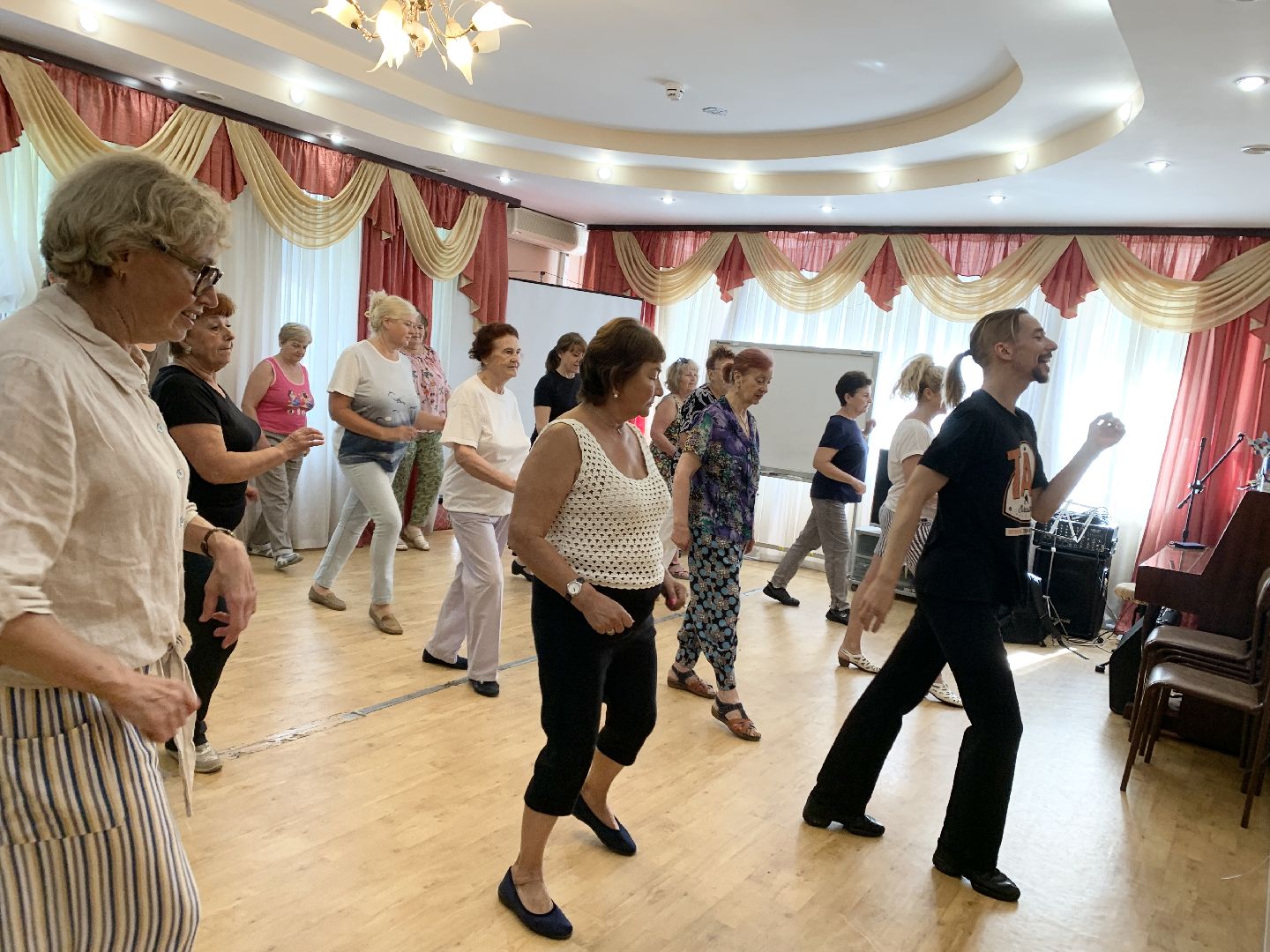 Балашиха, Подмосковье, активное долголетие, активное долголетие танцы, Латиноамериканские танцы,Серебряный возраст,