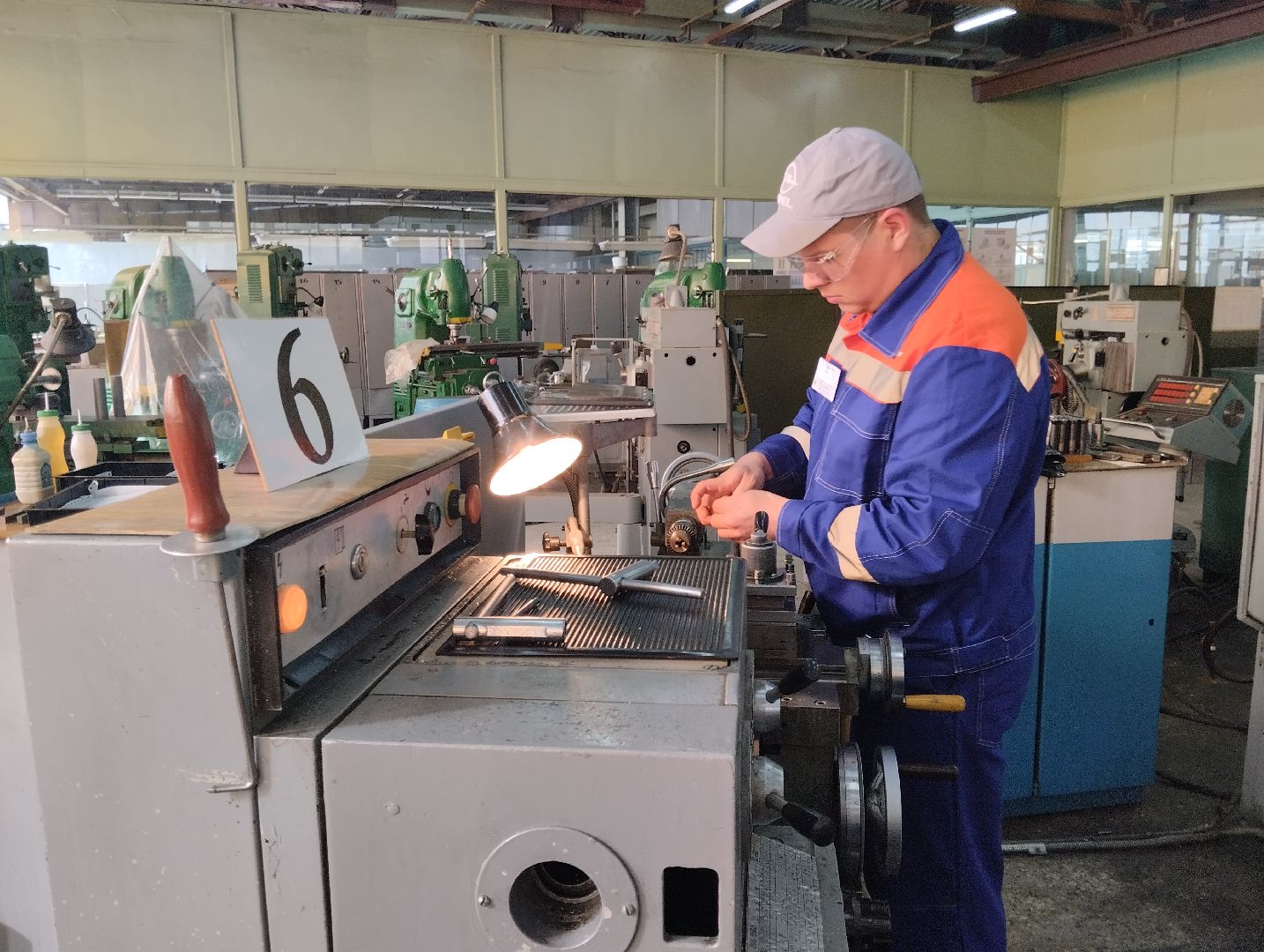 токари, конкурс