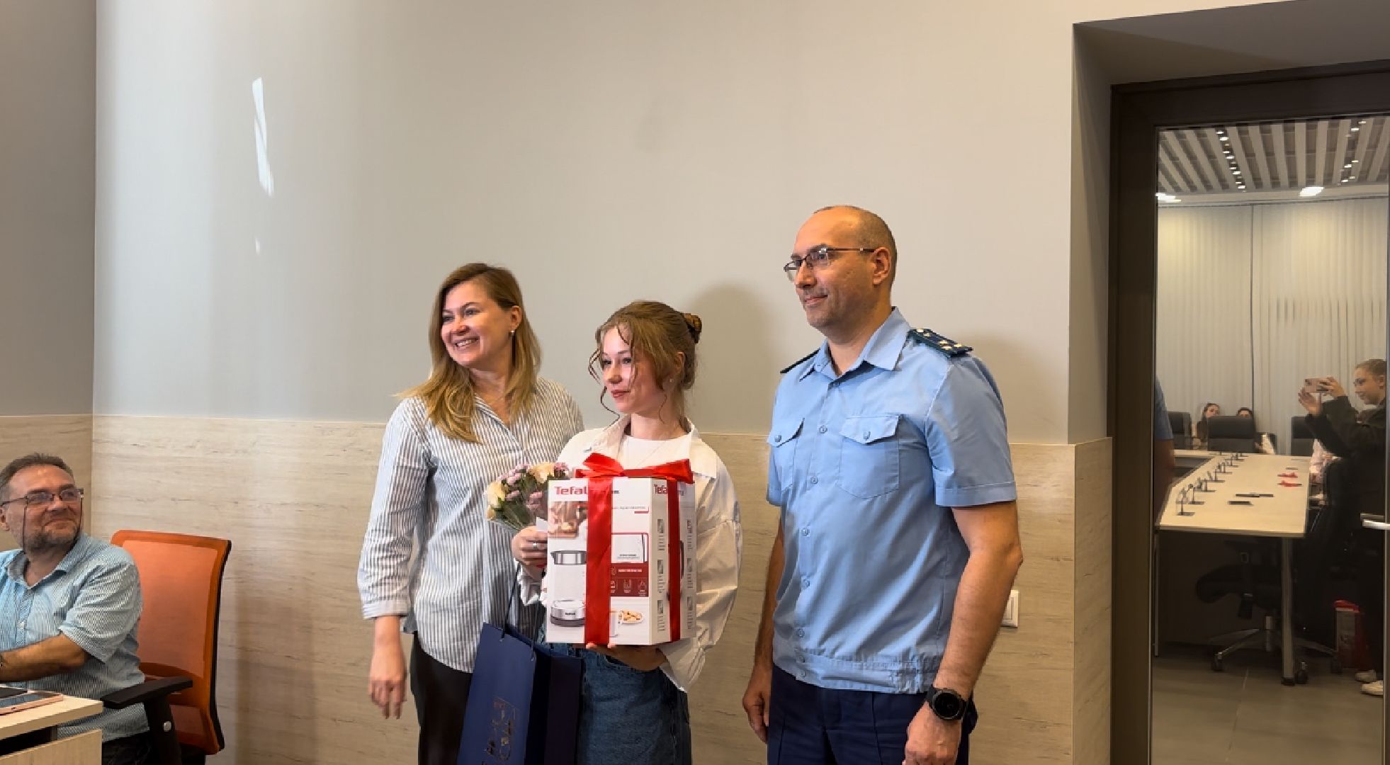 вручение ключей, вручение ключей сироте,