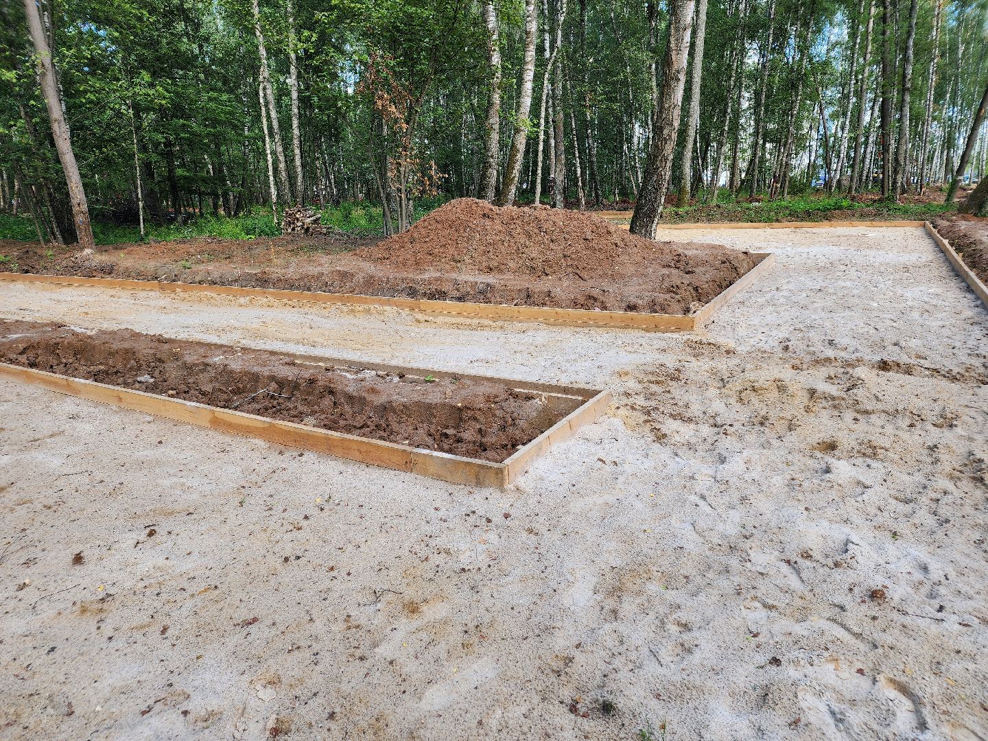 Чехов, микрорайон Губернский, строительство, лесопарк, лесопарковая зона отдыха, благоустройство, программа Парки в лесу, губернатор Московской области Андрей Воробьев, глава администрации го Чехов Михаил Собакин,