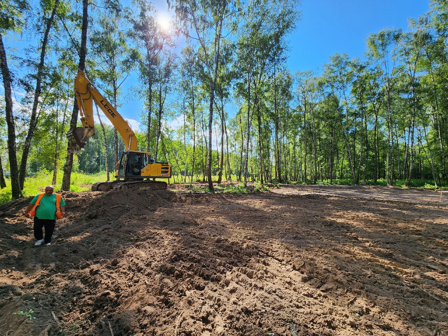 Чехов, микрорайон Губернский, строительство, лесопарк, лесопарковая зона отдыха, благоустройство, программа Парки в лесу, губернатор Московской области Андрей Воробьев, глава администрации го Чехов Михаил Собакин,