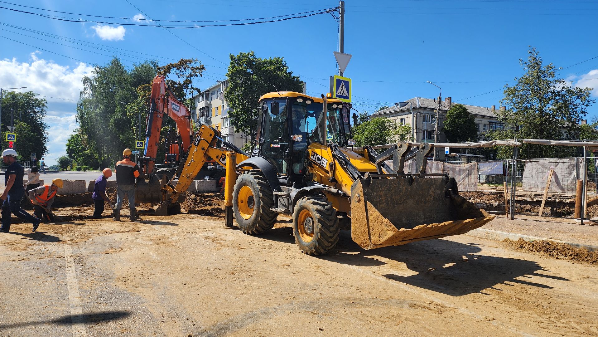 кашира, муп теплосеть, реконструкция трубопровода, теплоснабжение, горячая вода, земляные работы, обратная засыпка, ремонт,