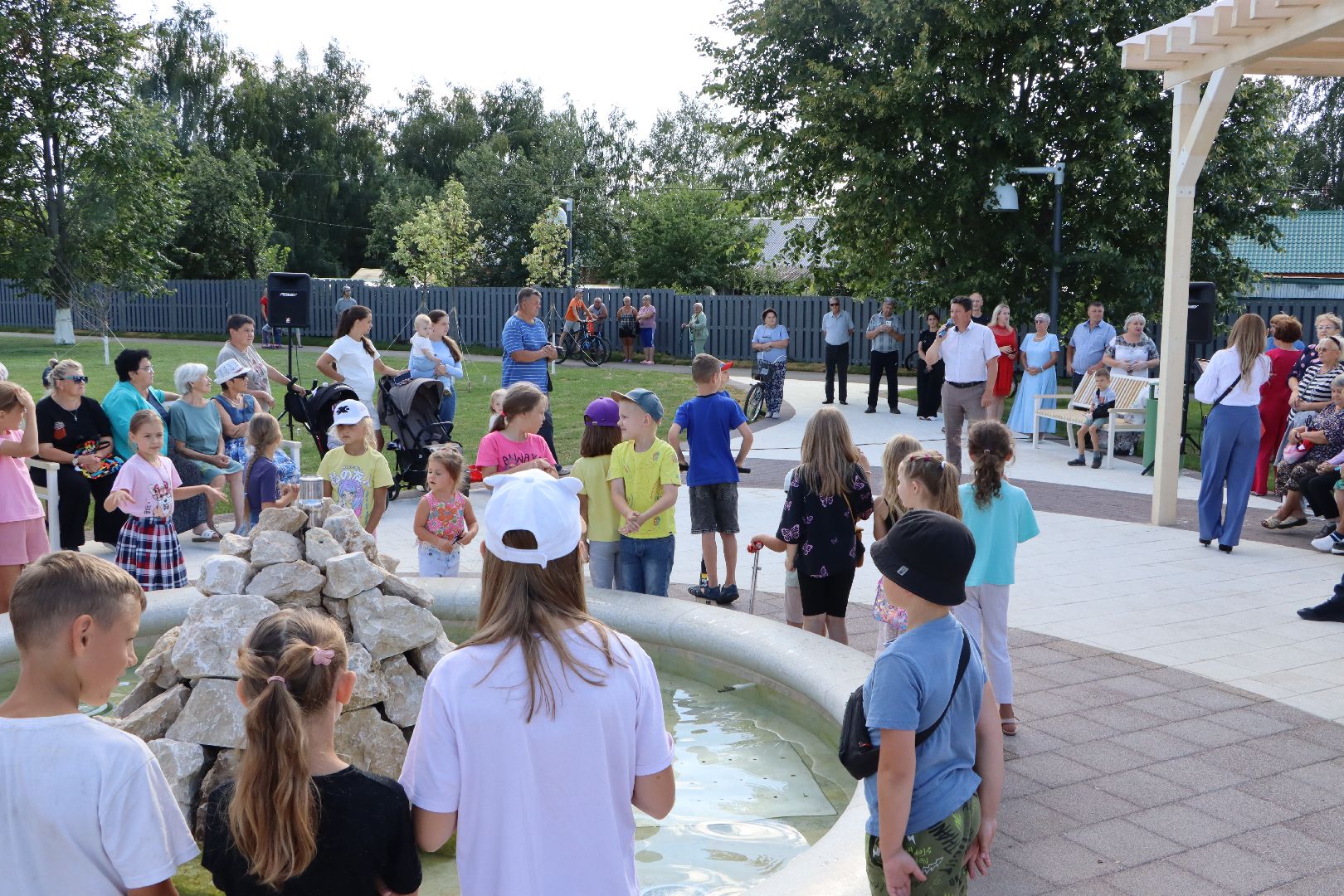 национальный проект жилье и городская среда, Яблоневый сад, поселок Успенский, серебряные Пруды, благоустройство, президентские проекты,