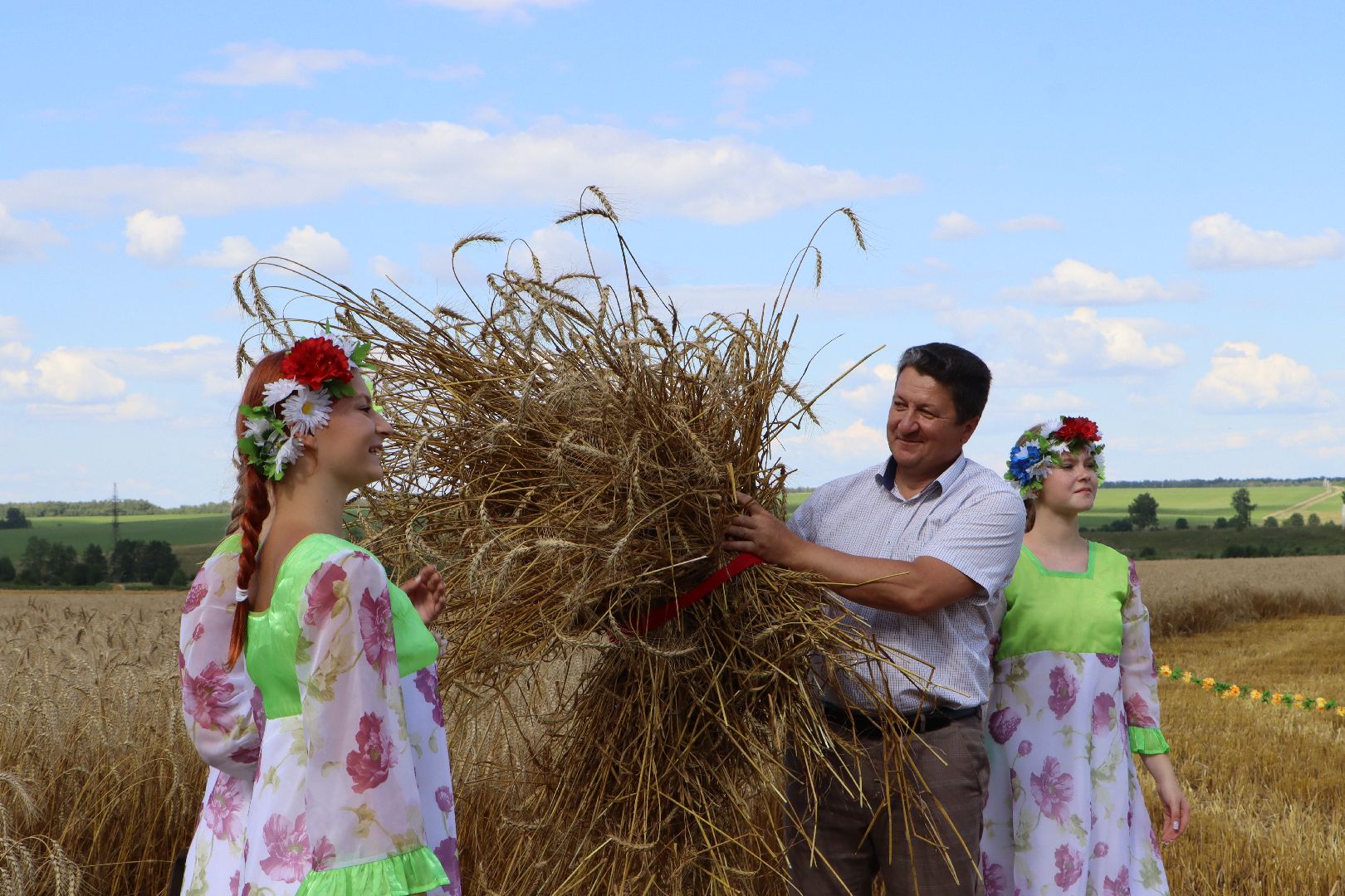 уборочная 2024, урожай 2024, Праздник Первого снопа, Серебряные Пруды, Коровино, СП Нива,