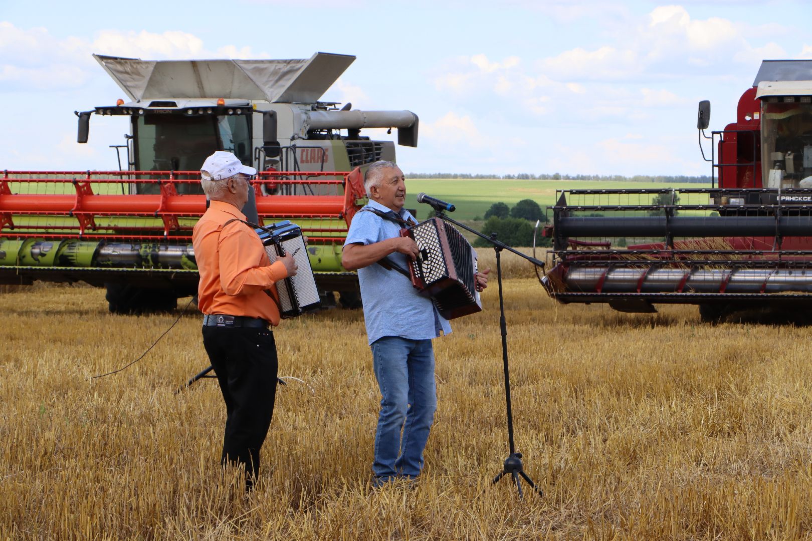 уборочная 2024, урожай 2024, Праздник Первого снопа, Серебряные Пруды, Коровино, СП Нива,