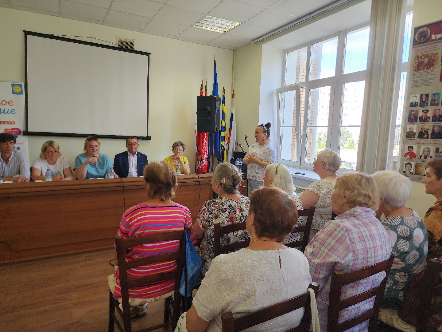 активное долголетие, встреча с населением, главный врач,