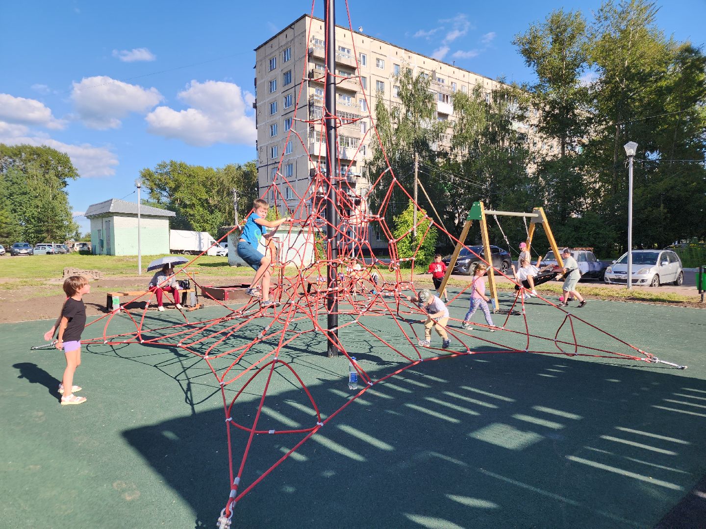 детская площадка, ликинский автобусный завод, ликино-дулево, орехово-зуевский округ,