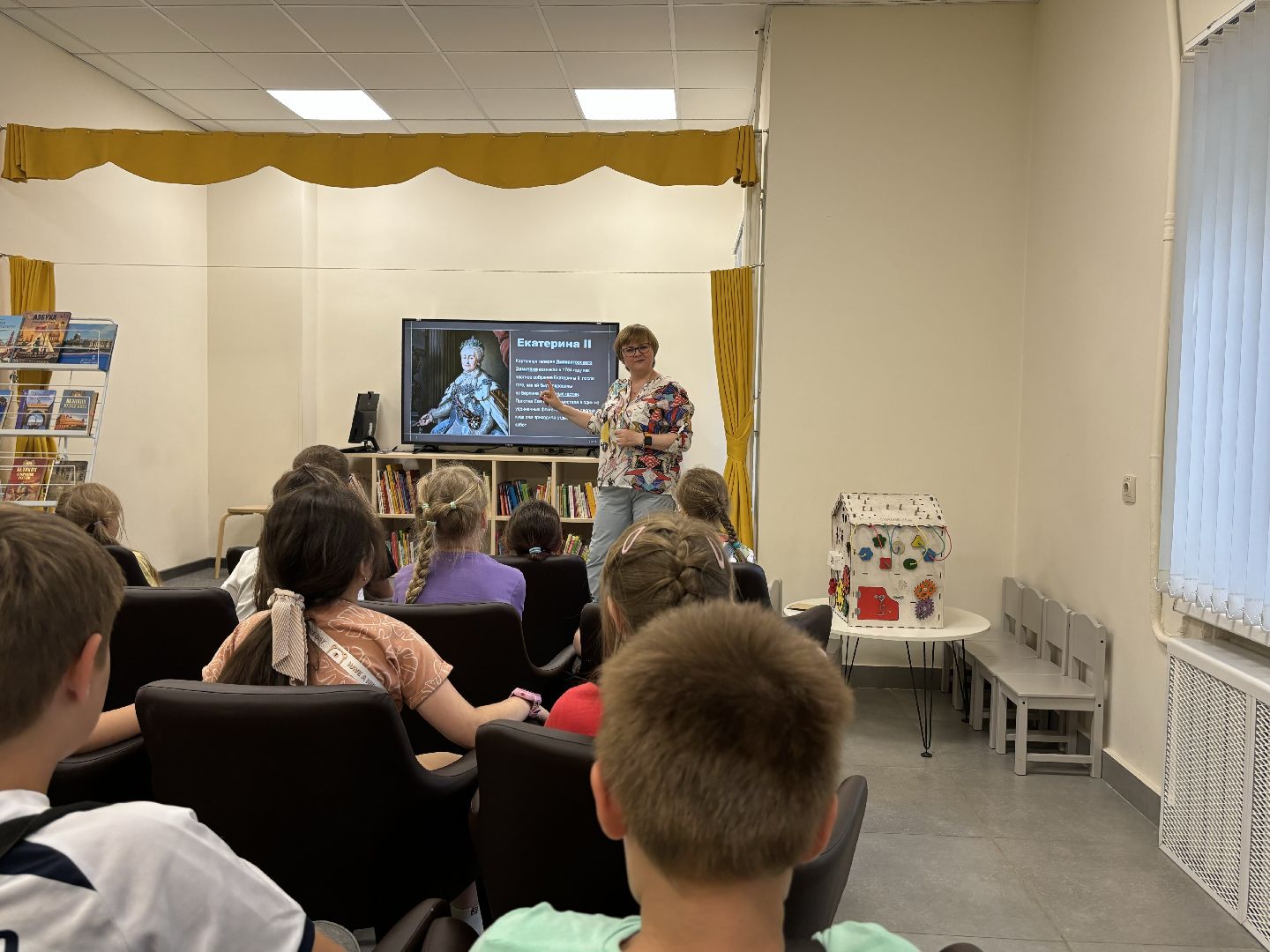 библиотеки, школьный лагерь,