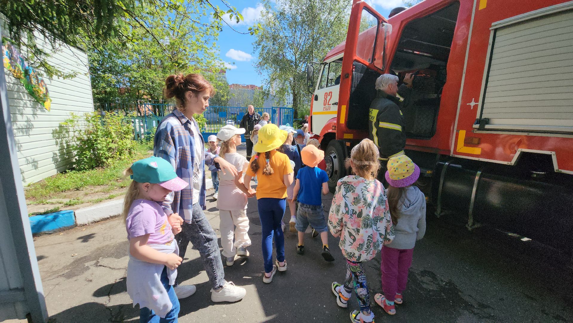 Детский сад, пожарные автомобили, Пожарные, Лобня,