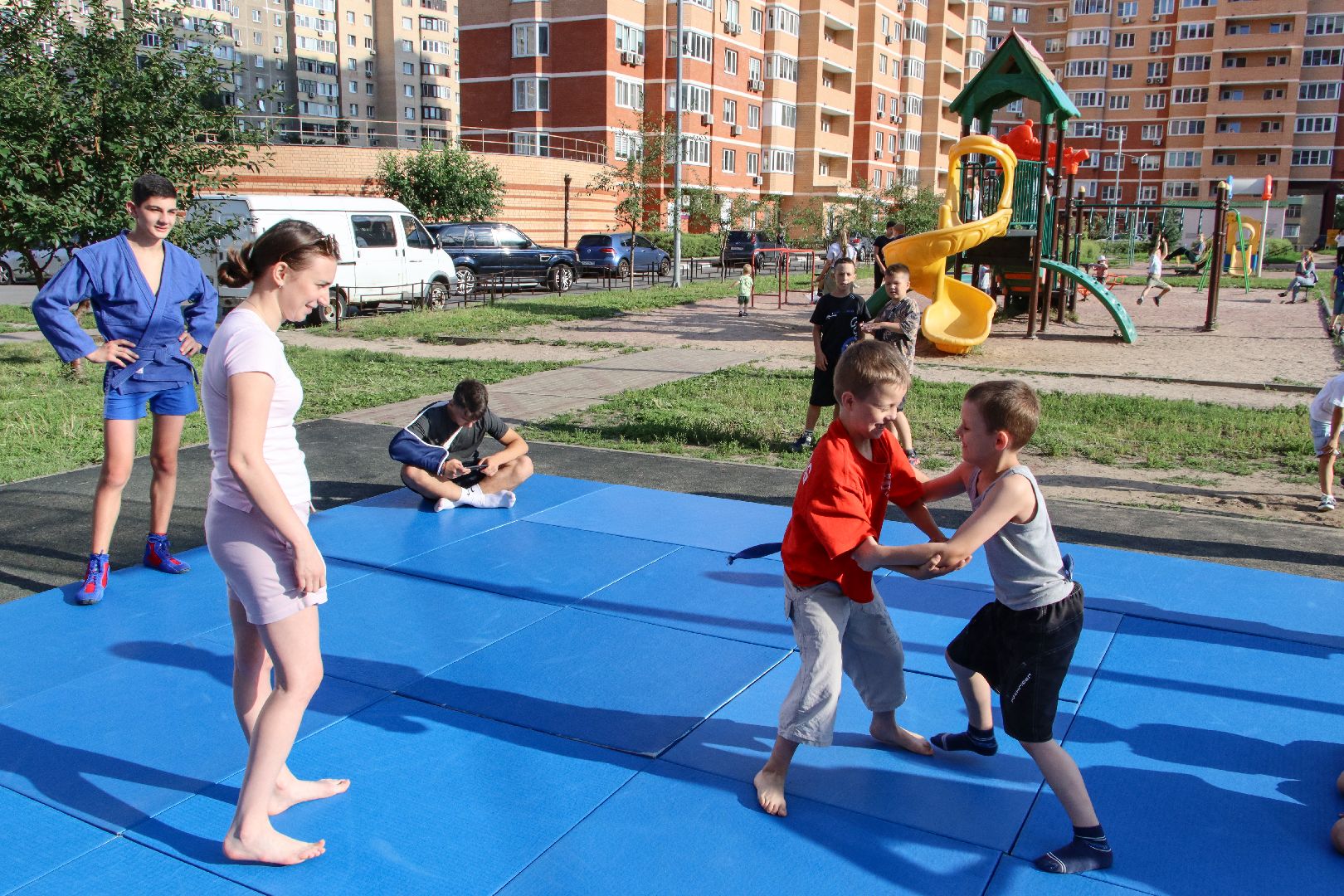 Андроник Пак, Виктор Худяков, Лали Курдадзе, самбо, Союз, День соседей, Анастасия Снегурова, МКУ Угреша-Дзержинский, улица Угрешская,
