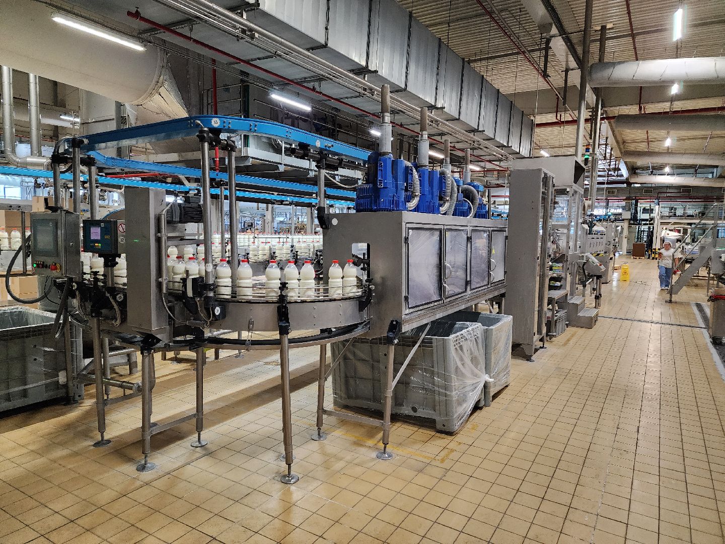 Чехов, поселок Любучаны, завод, предприятие, Health and Nutrition, рост производства, увеличение объемов производства, молочная продукция, йогурты, творожки, молоко, пищевая промышленность, экономика,