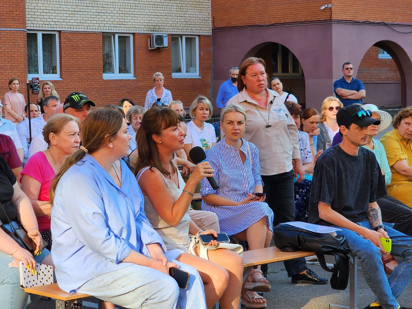 выездная администрация, глава муниципалитета, станислав каторов, поселок развилка, встреча с жителями, ленинский округ,