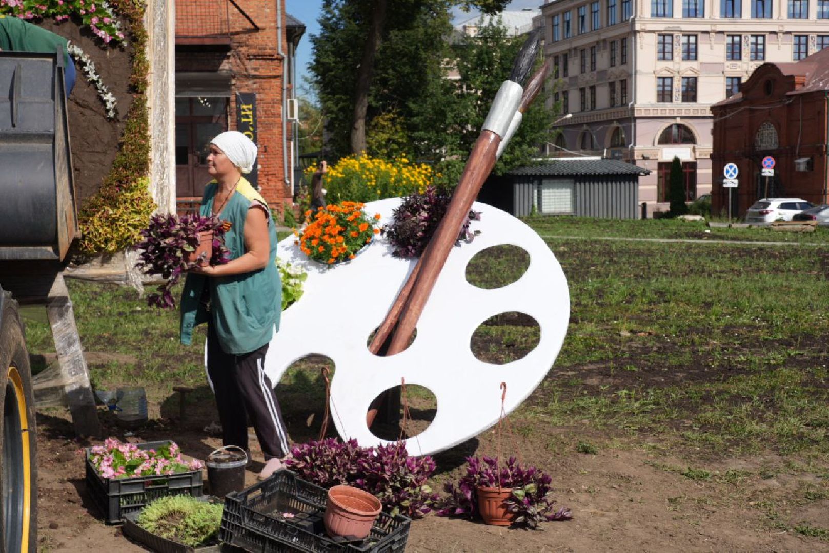 Благоустройство, Арт-объект, Цветы, Лето, Украшение города, Цветочная композиция, Живая картина,