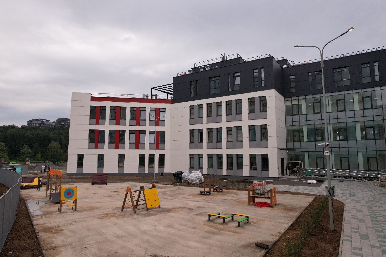 видео с коптера, красногорск, строительство, образование,