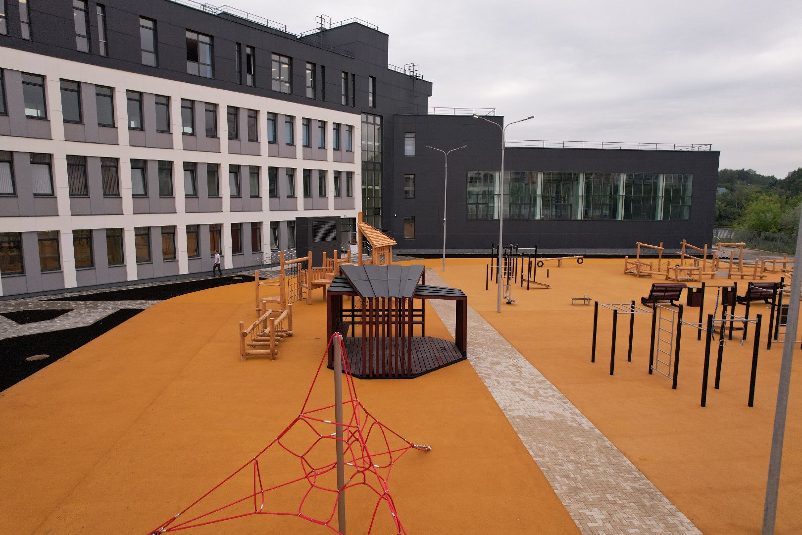 видео с коптера, красногорск, строительство, образование,