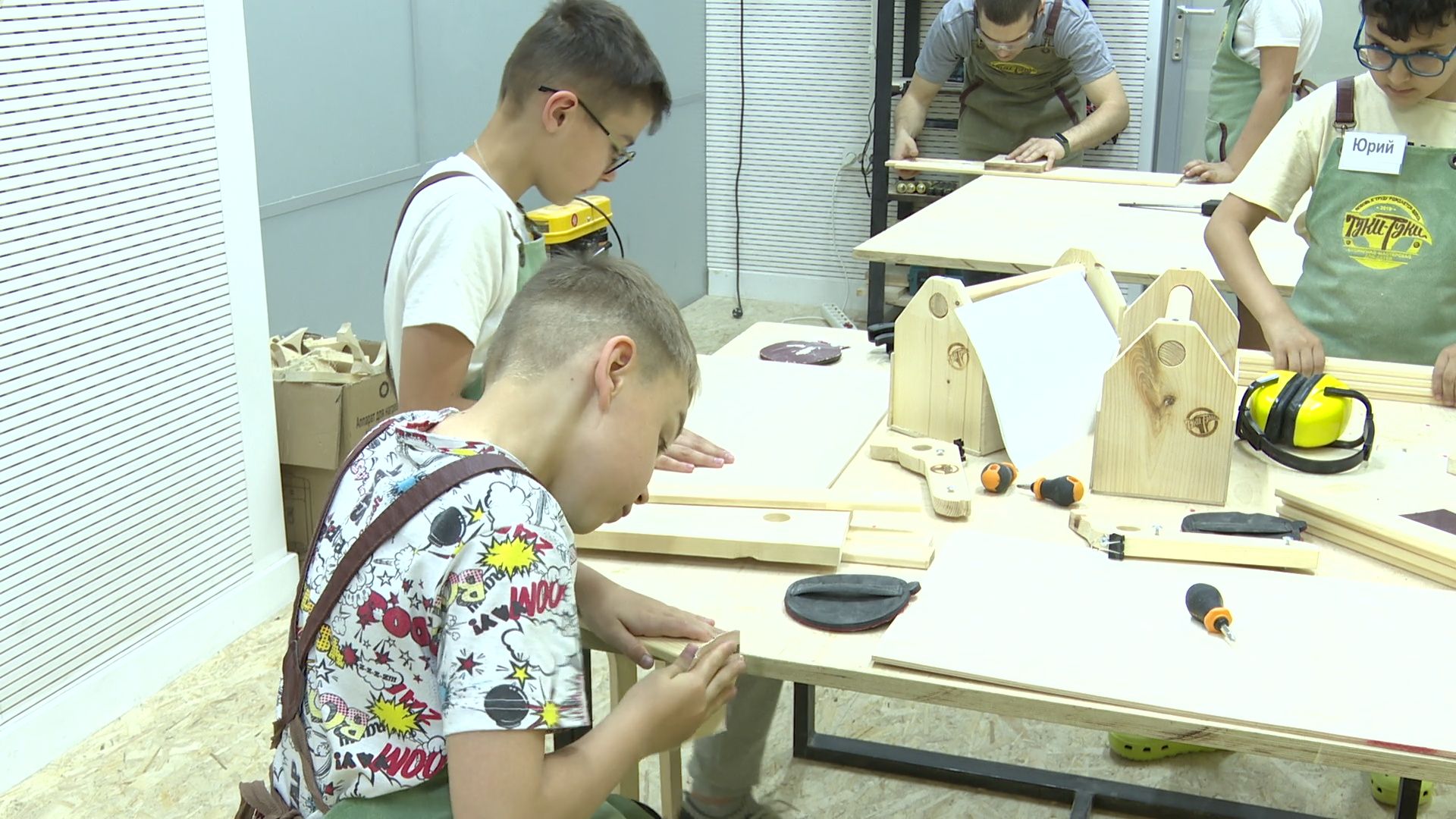 Реутов, дети, образование, труд, столяры, плотники, инструменты,