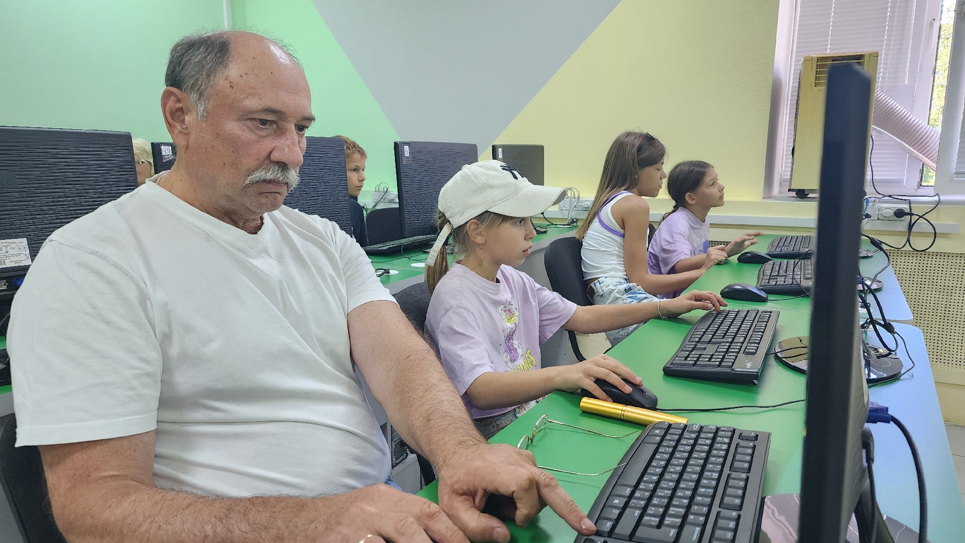 активное долголетие, бабушки и внуки, компьютерное программирование, Шатура,