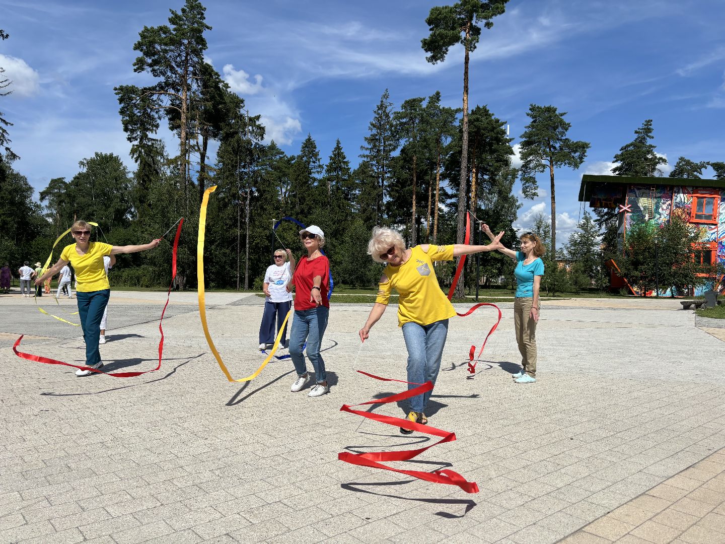 активное долголетие, танцы, велофестиваль,