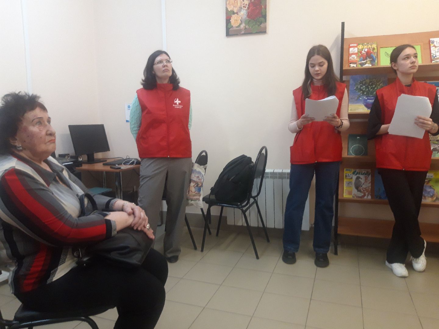 волонтеры, помощь людям,