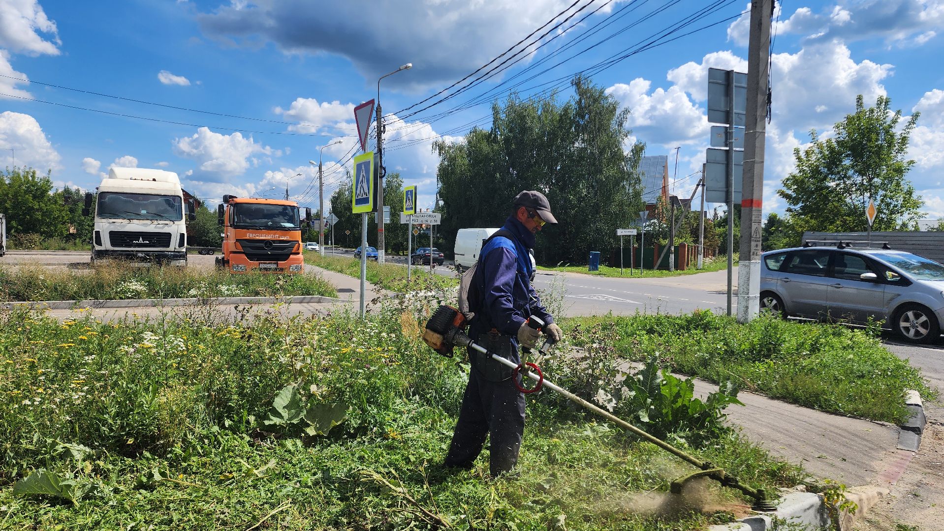 благоустройсво, Домодедово, Подмосковье, Благоустройство, покос травы, Уборка мусора, управляющая компания, коммунальная служба,