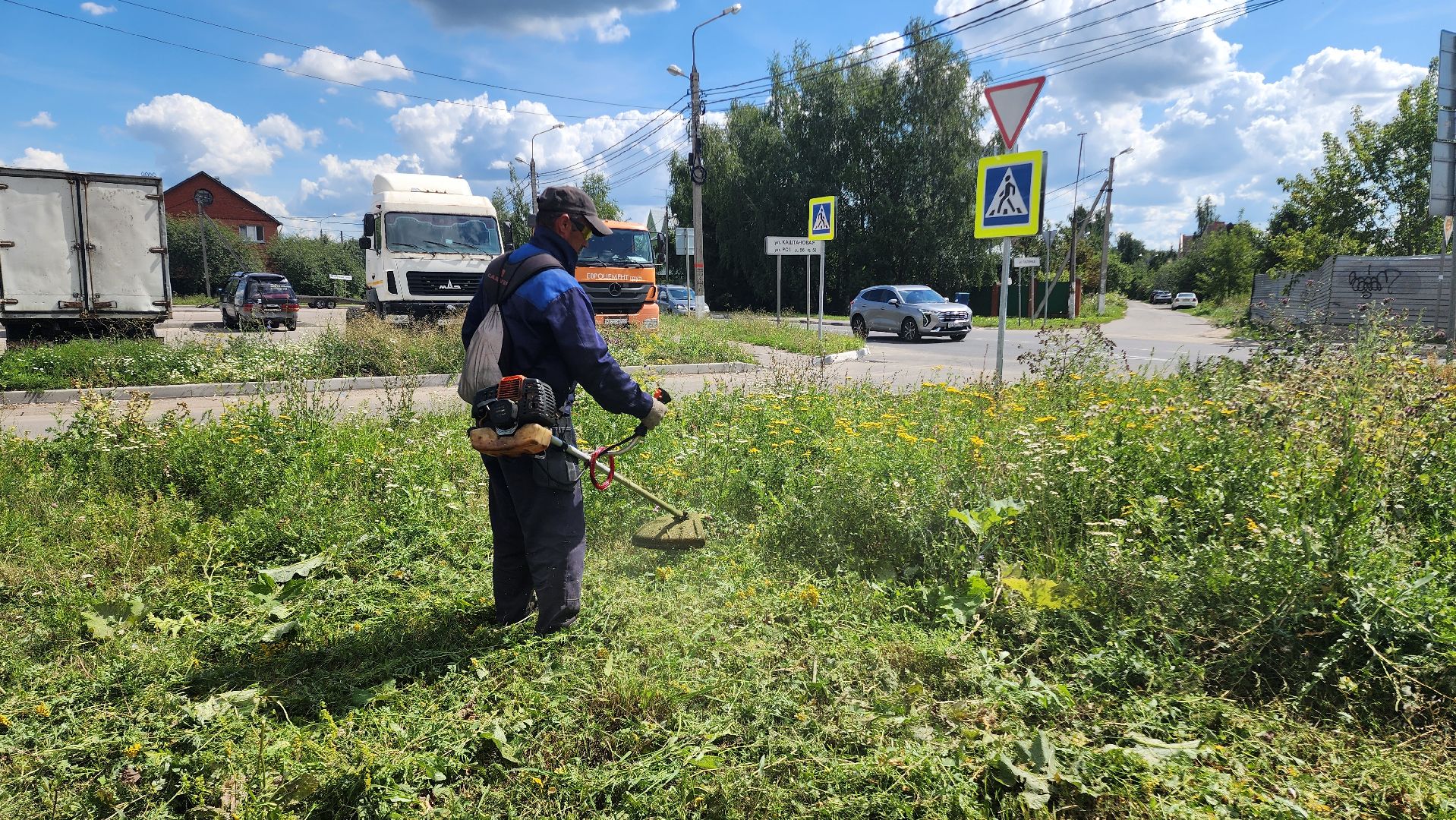 благоустройсво, Домодедово, Подмосковье, Благоустройство, покос травы, Уборка мусора, управляющая компания, коммунальная служба,