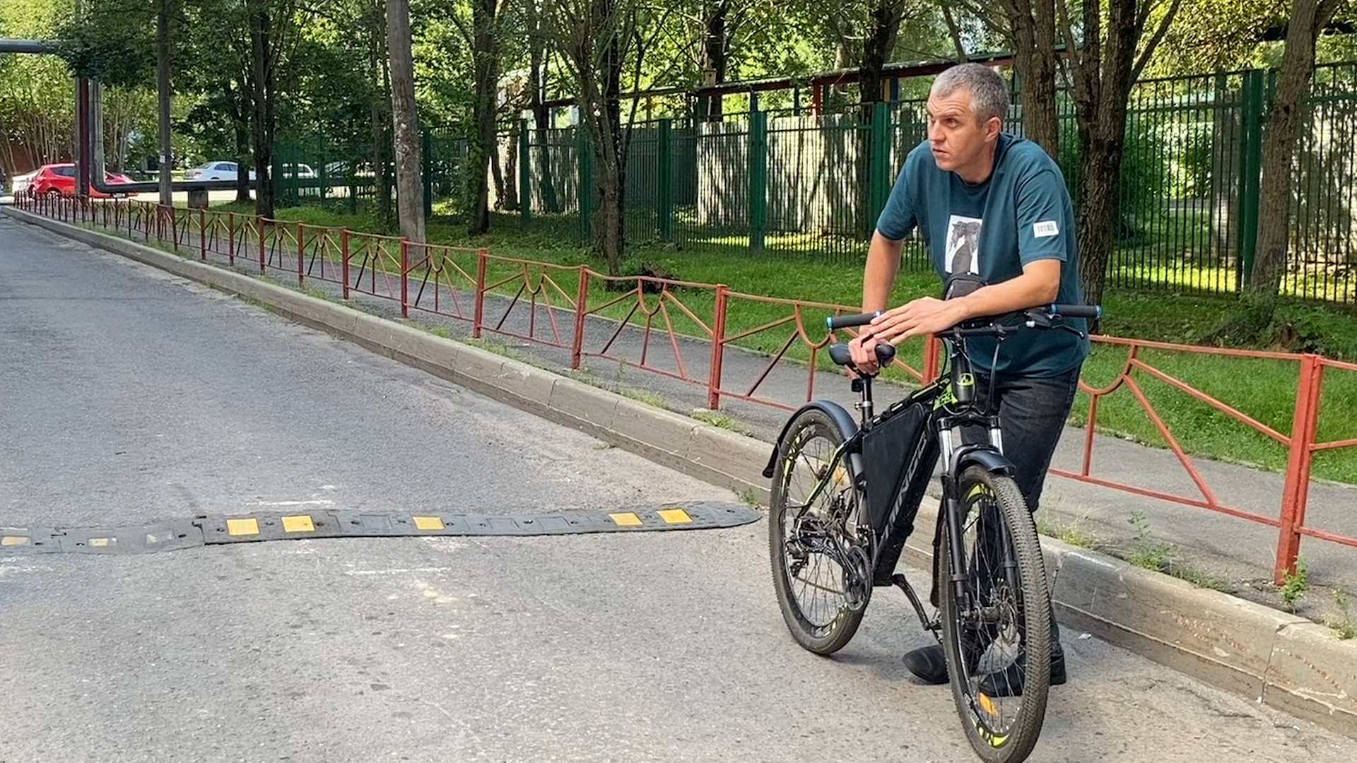 общение с жителями, власиха глава города, велопрогулка с главой, благоустройство власихи, встречи с жителями,