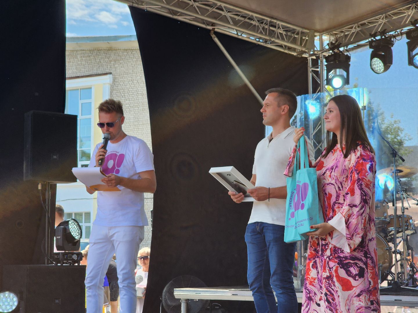 Дубна, Герои мультфильмов, Карнавал, Костюмы, Дети, День города,