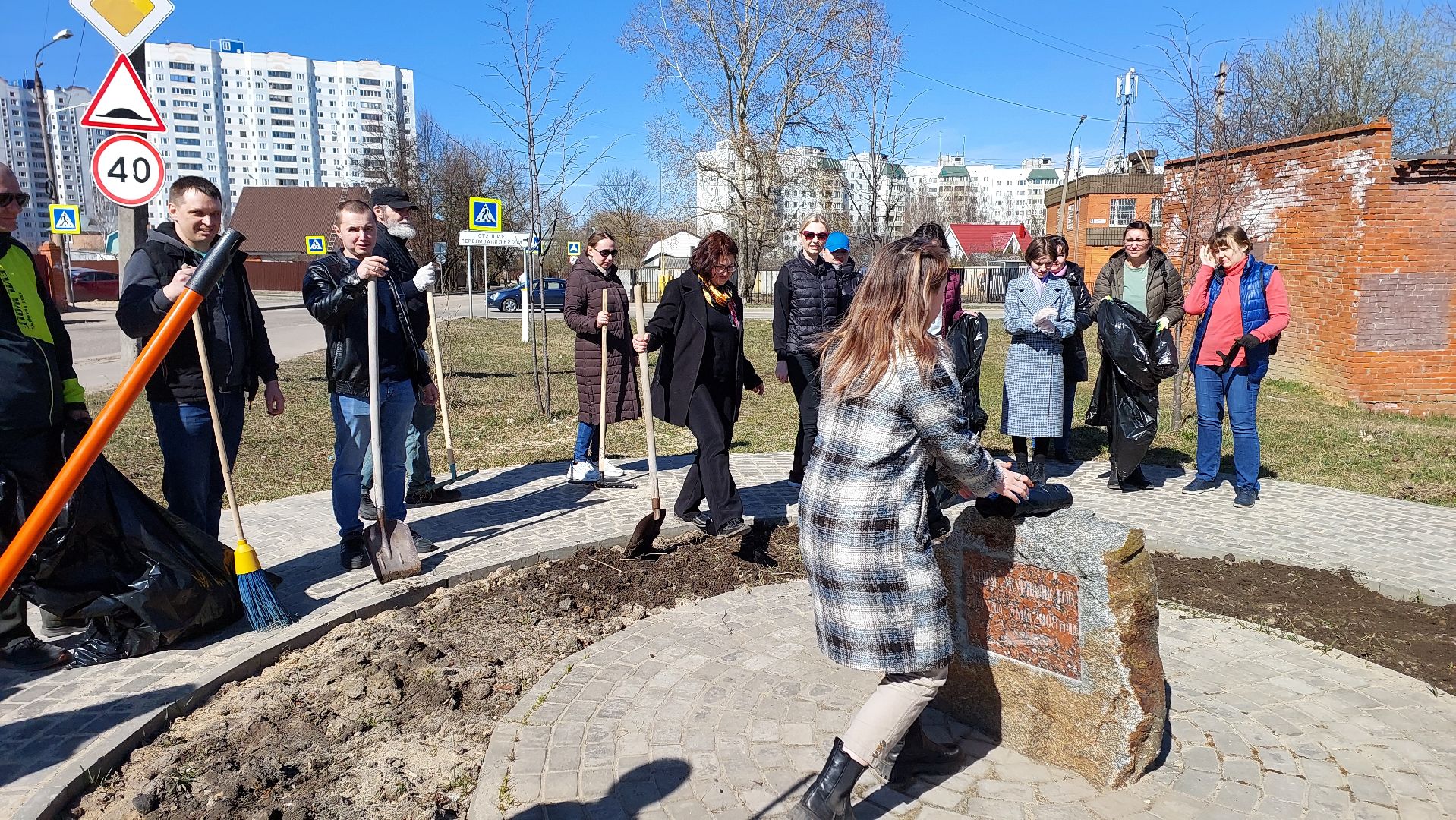Серпухов, субботник, журналисты, Подмосковье, благоустройство