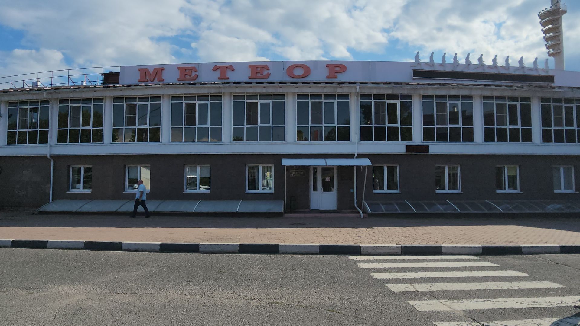 запись в секции, легкая атлетика, футбол, СК Метеор, ул Пушкина, Сергей Шахов, бюджетные места,