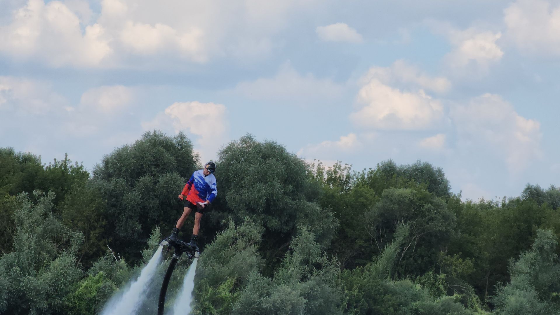 кашира, набережная оки, день города, флайборд, водное шоу, дымовые шашки, флаги,