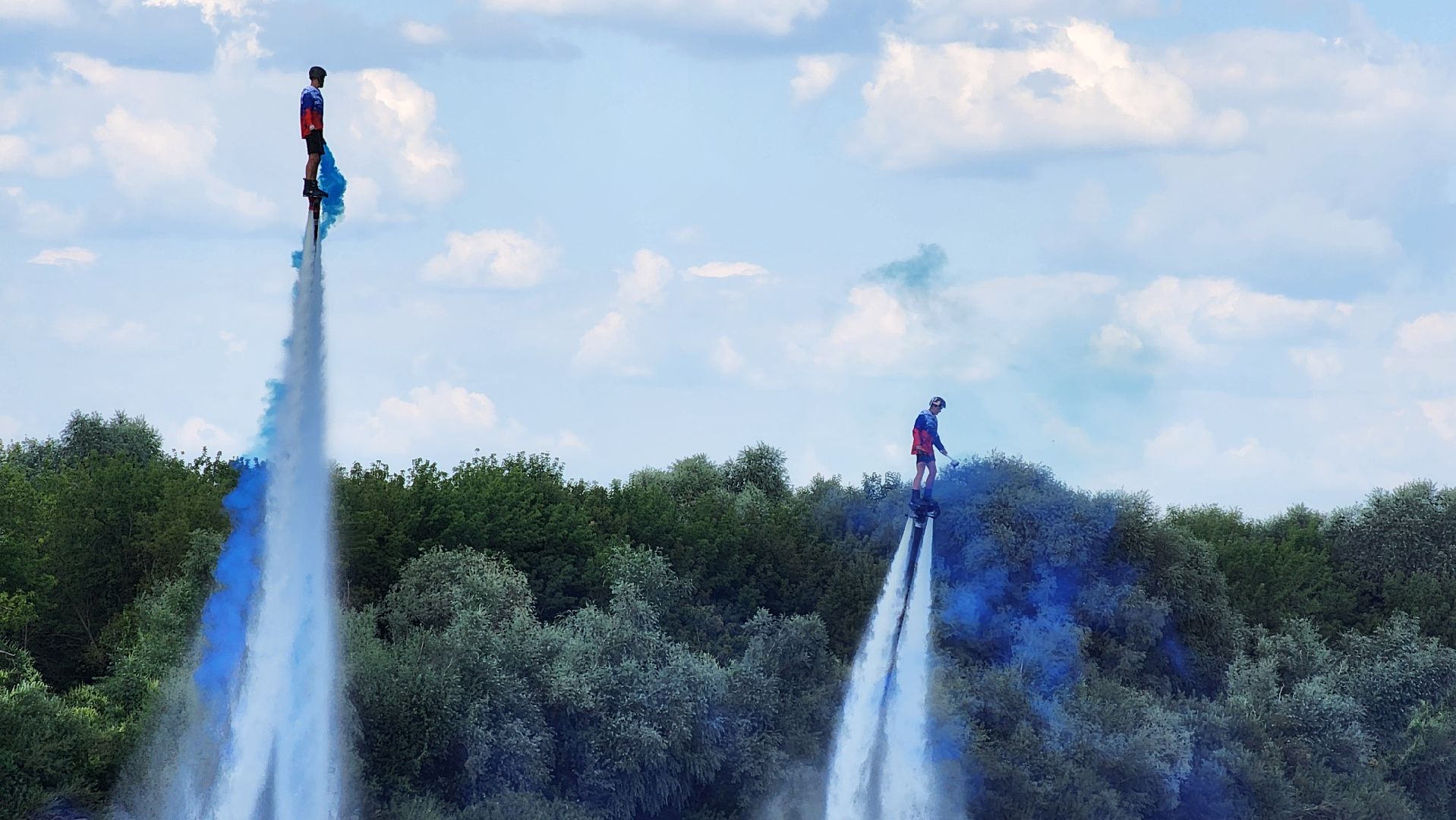 кашира, набережная оки, день города, флайборд, водное шоу, дымовые шашки, флаги,