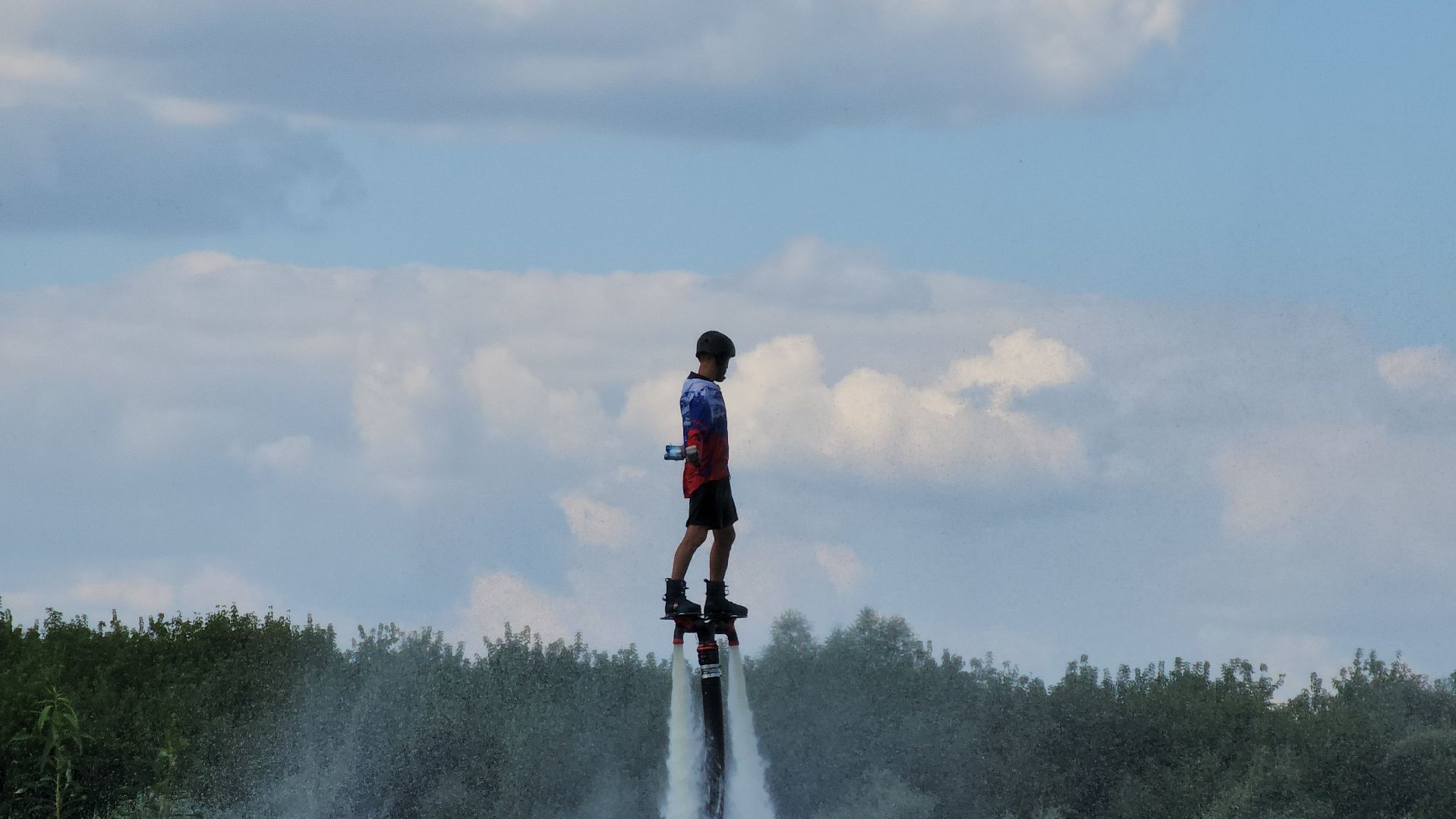 кашира, набережная оки, день города, флайборд, водное шоу, дымовые шашки, флаги,
