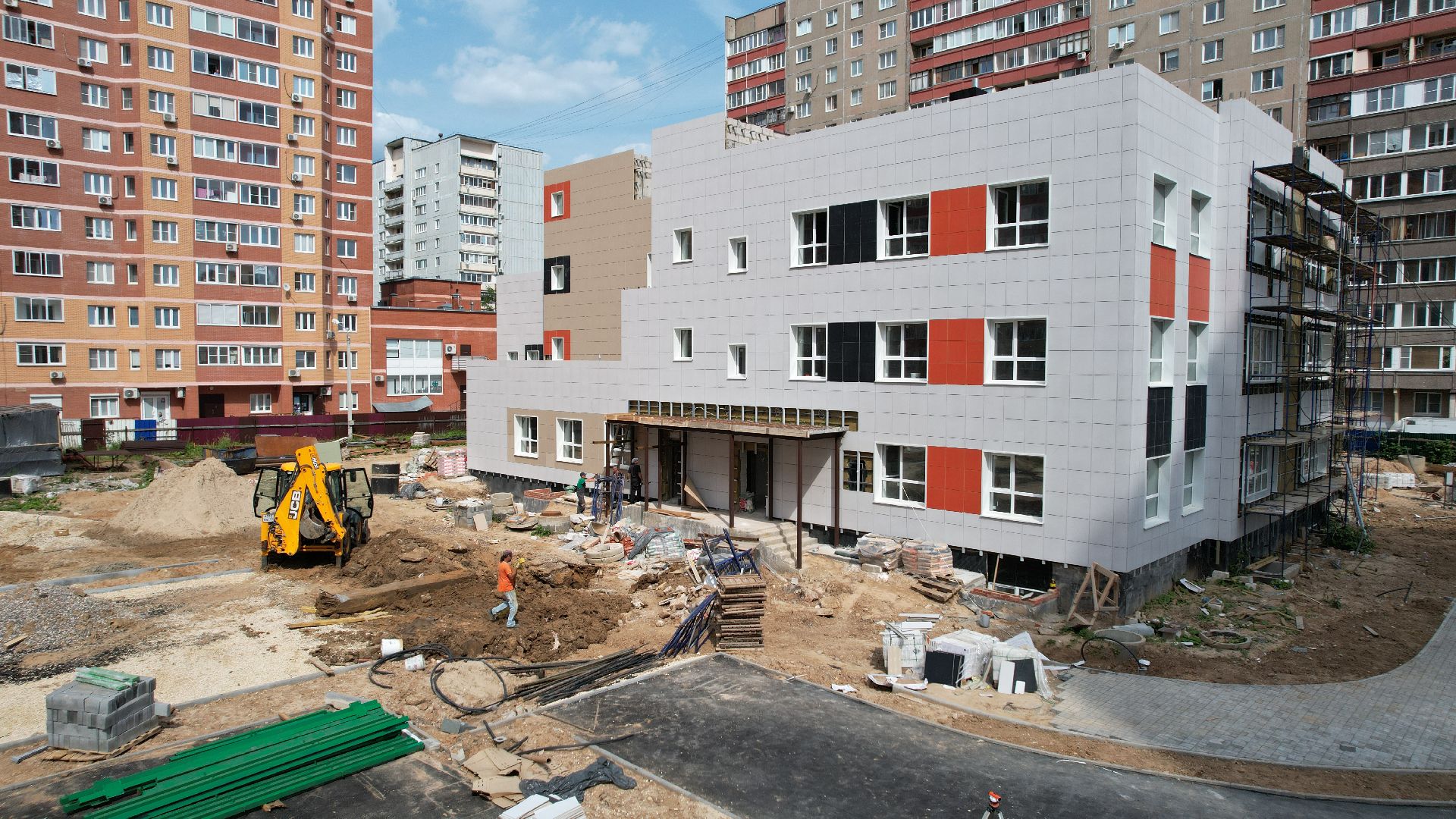 видео с коптера, лобня, детский сад,