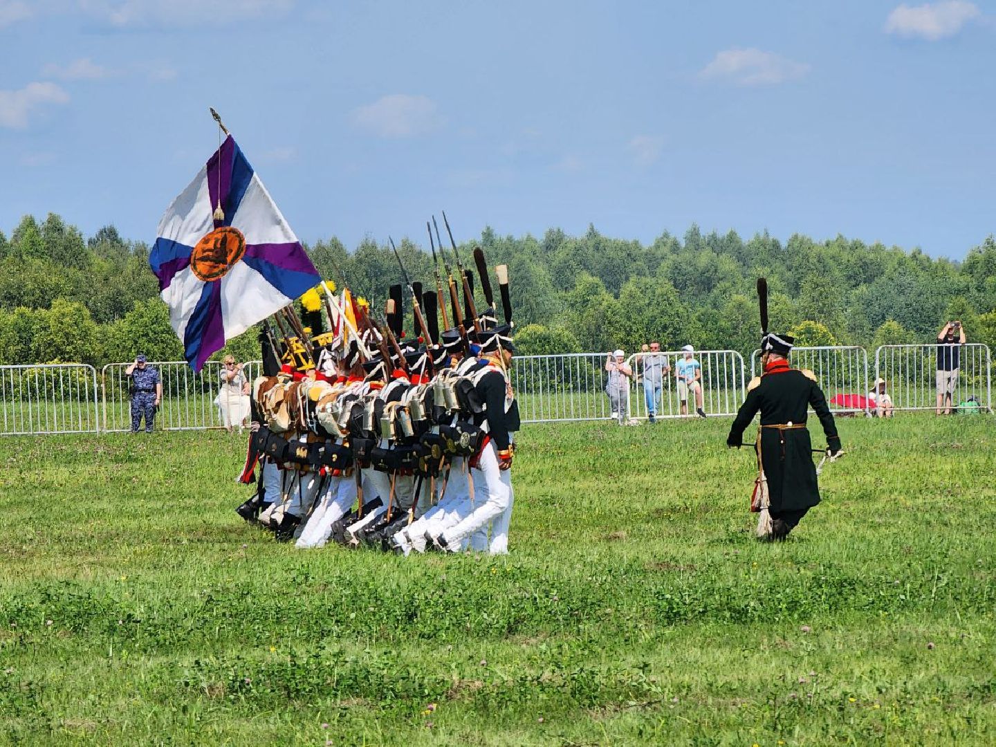 военно-историческая реконструкция, можайск, можайский городской округ, подмосковье, реконструкторы, артиллерийский бой, история, Денис Давыдов, генерал Денис Давыдов, фестиваль, память, Военно-исторический фестиваль,