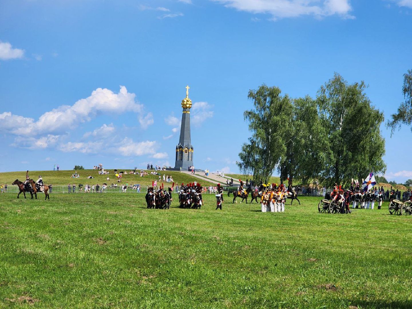 военно-историческая реконструкция, можайск, можайский городской округ, подмосковье, реконструкторы, артиллерийский бой, история, Денис Давыдов, генерал Денис Давыдов, фестиваль, память, Военно-исторический фестиваль,