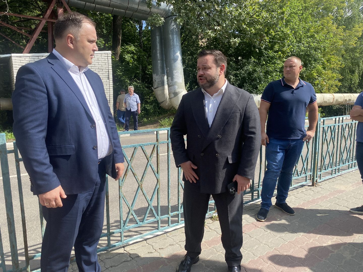 река Загза Власиха, верхнее озеро во власихе, благоустройство набережной, очистка озера во Власихе, обращения жителей,