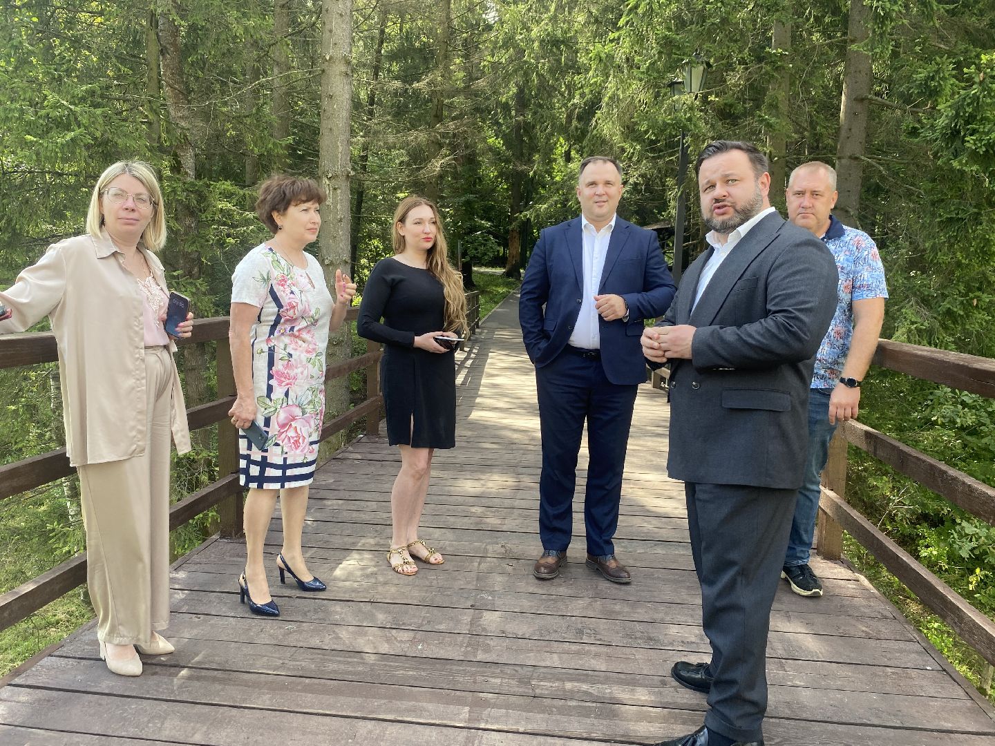 река Загза Власиха, верхнее озеро во власихе, благоустройство набережной, очистка озера во Власихе, обращения жителей,