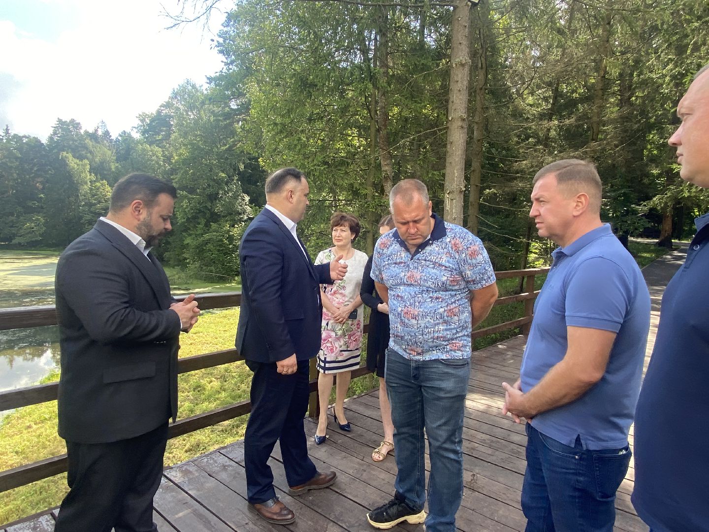 река Загза Власиха, верхнее озеро во власихе, благоустройство набережной, очистка озера во Власихе, обращения жителей,