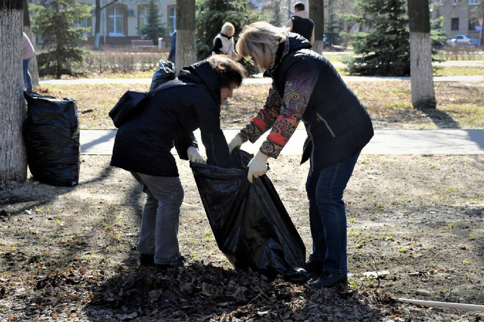 субботник, первый, парк, вечный, огонь, сквер, уборка