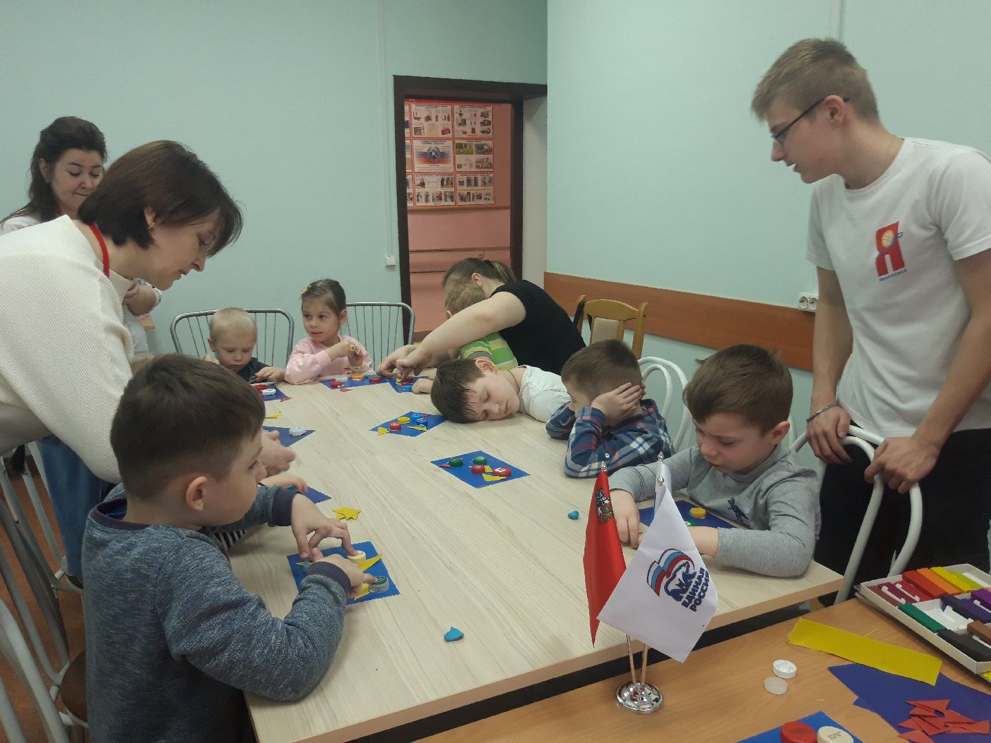 волонтеры, дети,