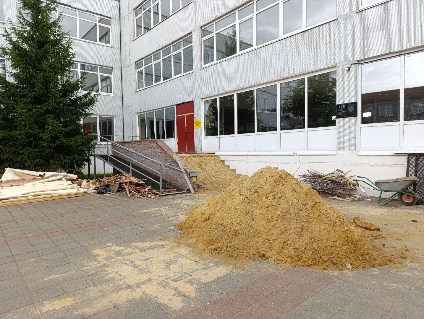 Бронницы, Подготовка школы к учебному году, Ремонт школы Тимофеева, Ремонт школы в Бронницах,