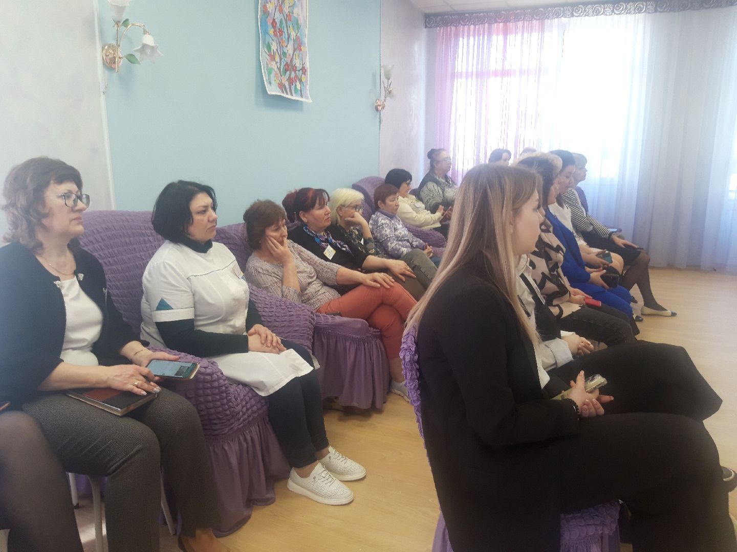 помощь людям, доброе дело,