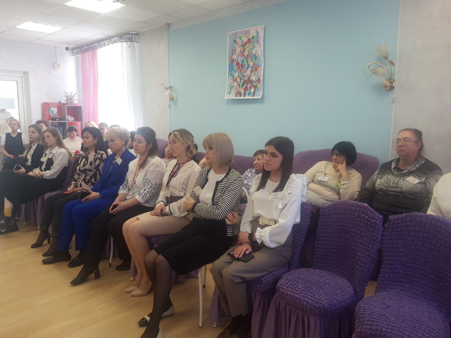 помощь людям, доброе дело,