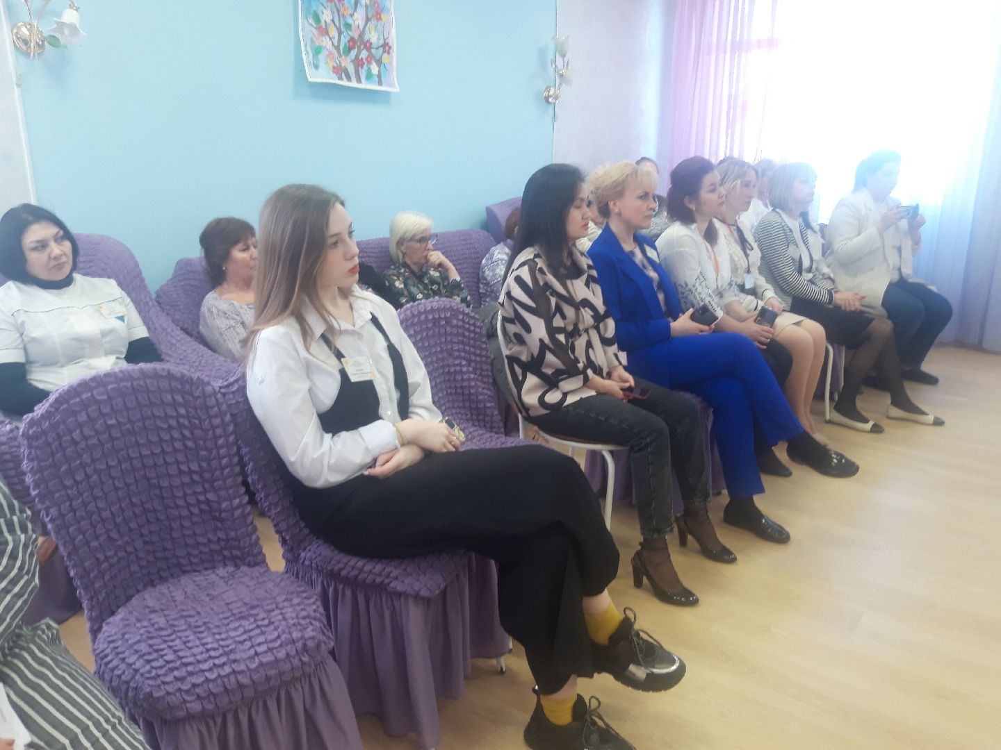 помощь людям, доброе дело,