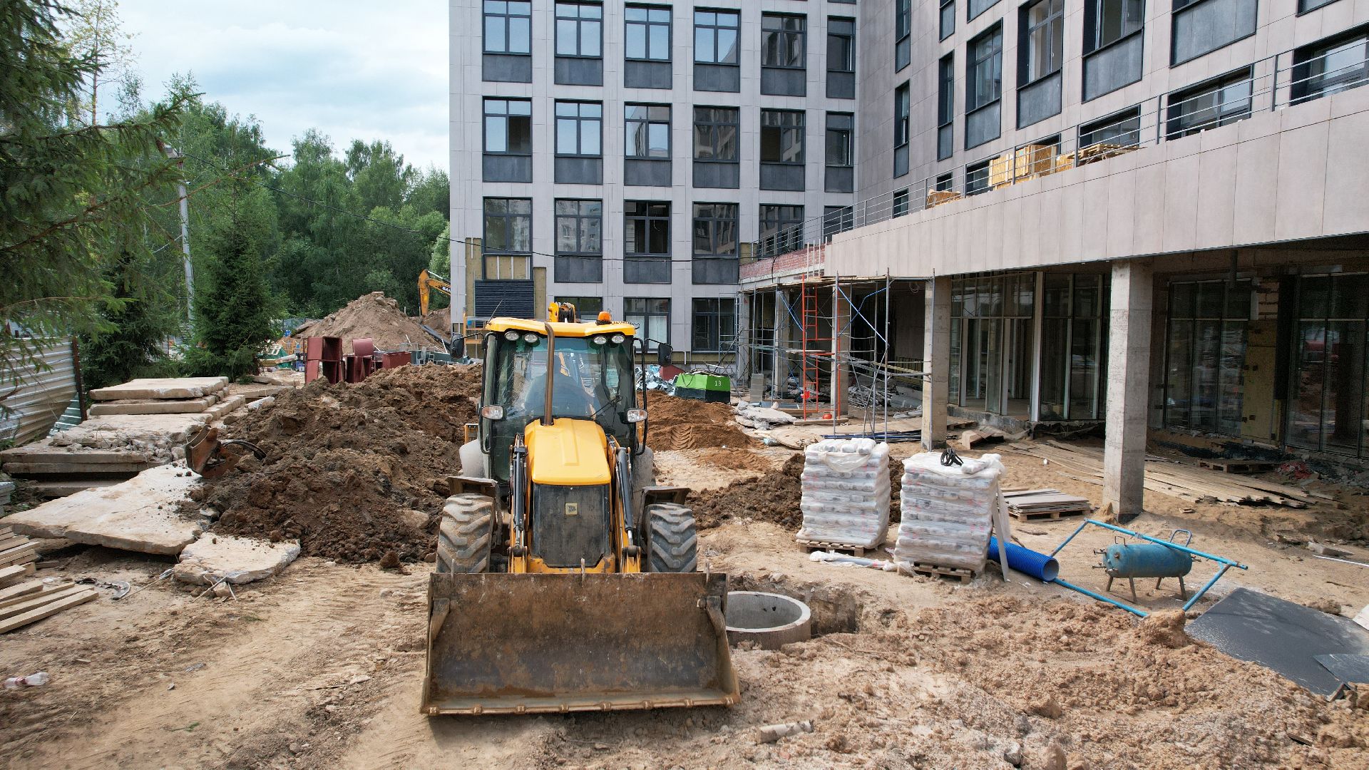 видео с коптера, строительство, медицина, поликлиника,