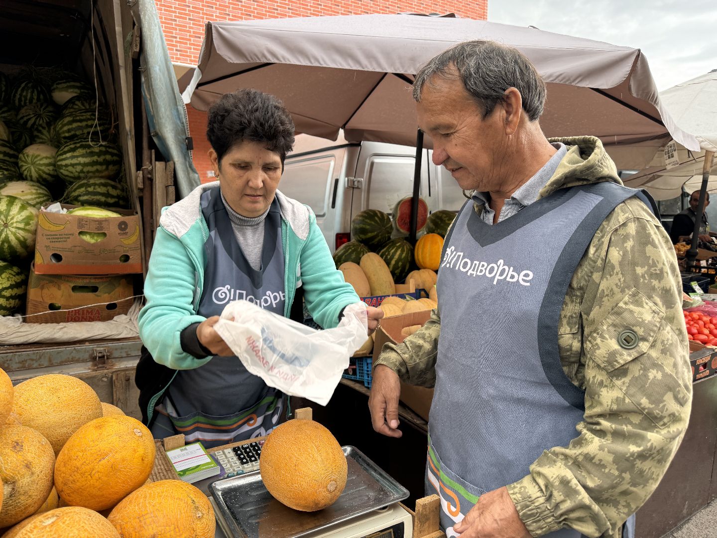 Сезон арбузов, Одинцовское подворье, астраханские арбузы,