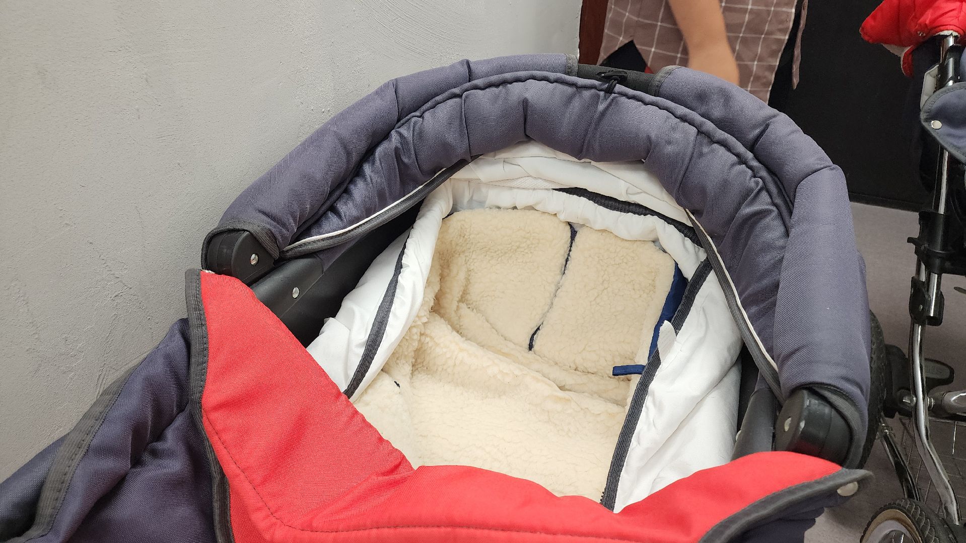 кашира, ожерелье, социальный склад, благотворительность, волонтеры, одежда, обувь,