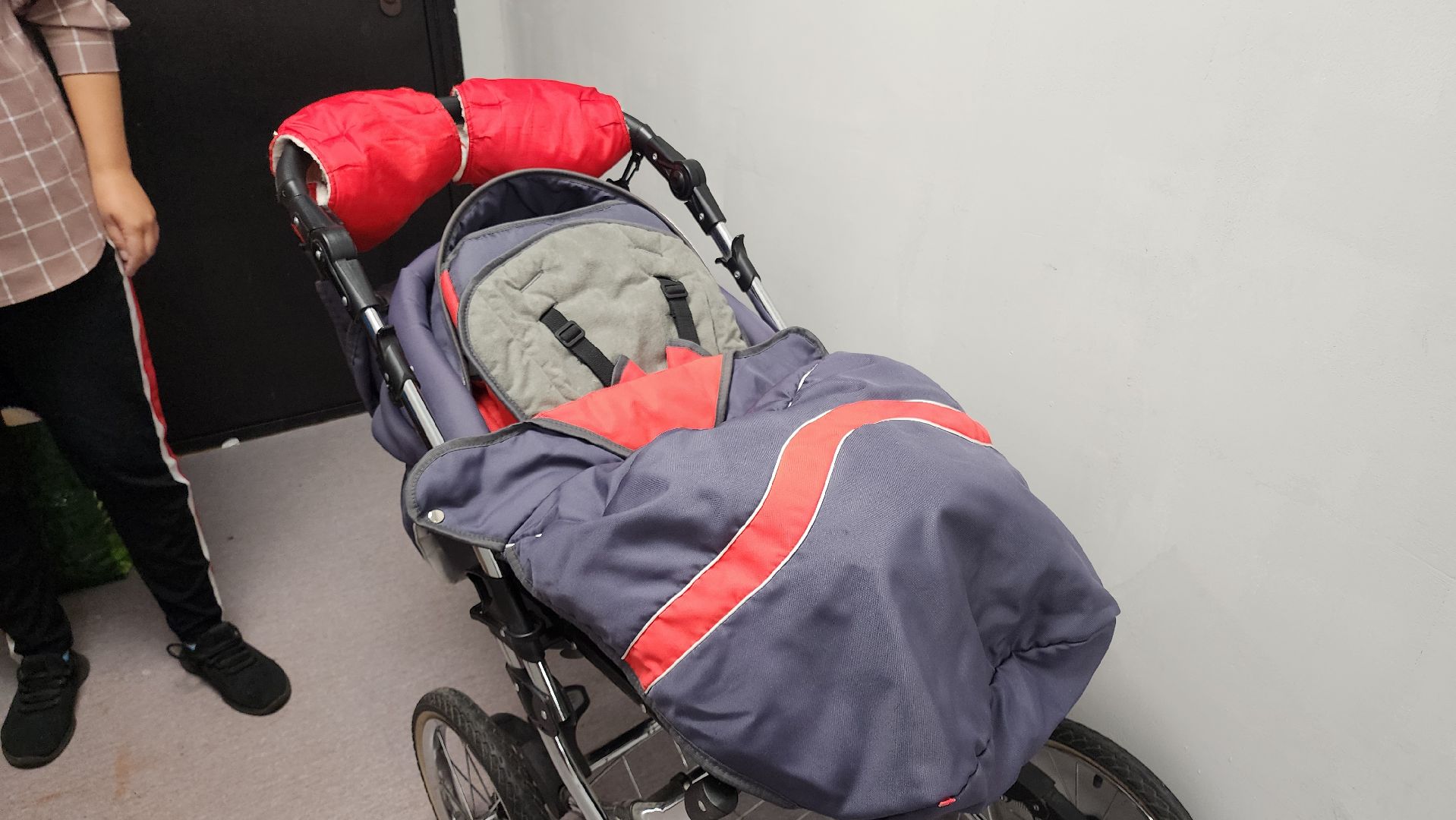 кашира, ожерелье, социальный склад, благотворительность, волонтеры, одежда, обувь,