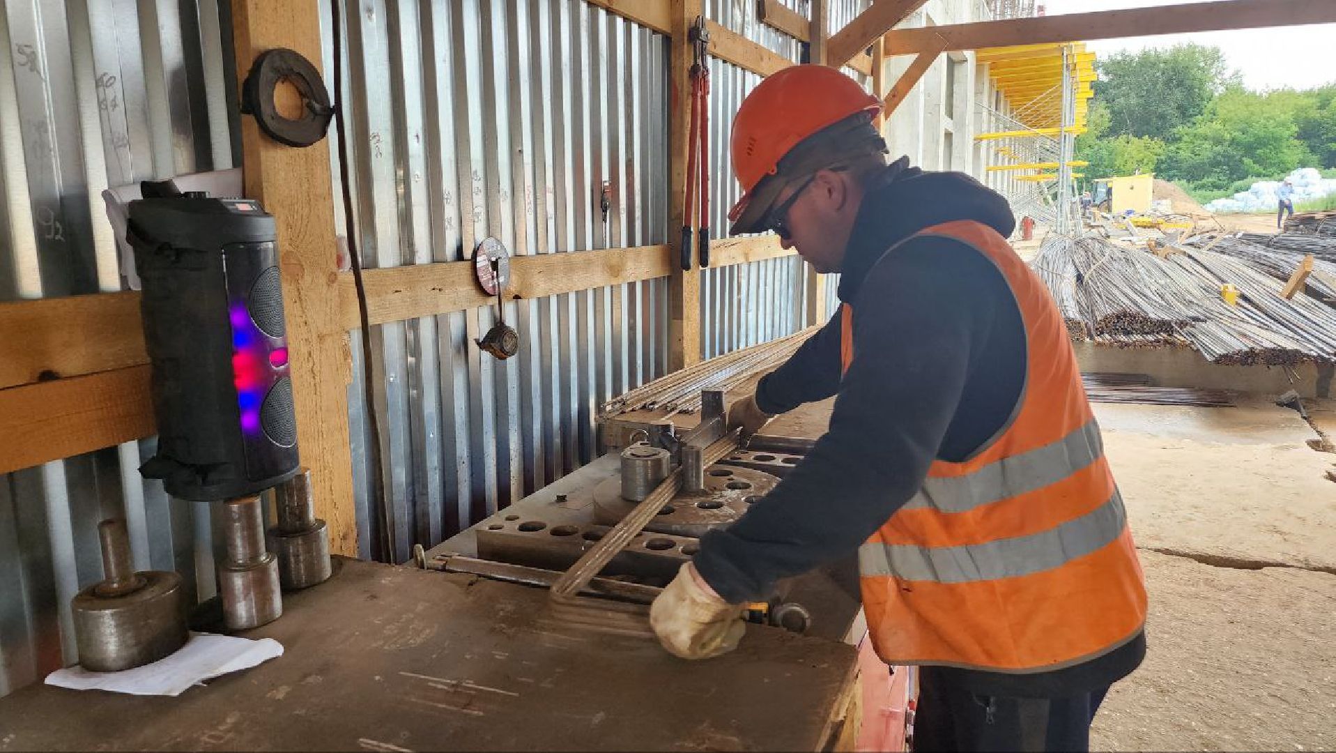 люберцы, глава городского округа люберцы владимир волков, стадион торпедо, строительство,